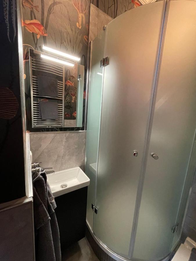 Altbaucharme Deluxe Mit Balkon In Zentraler Lage Apartment Kiel Ngoại thất bức ảnh